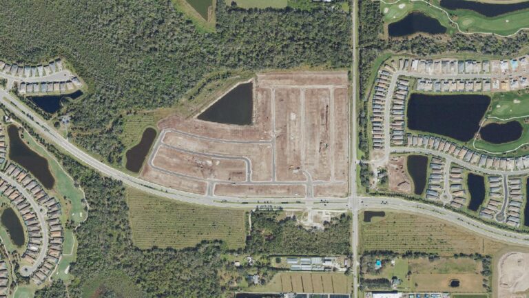 Aerial view of Avalon Woods at Lakewood Ranch, Florida
