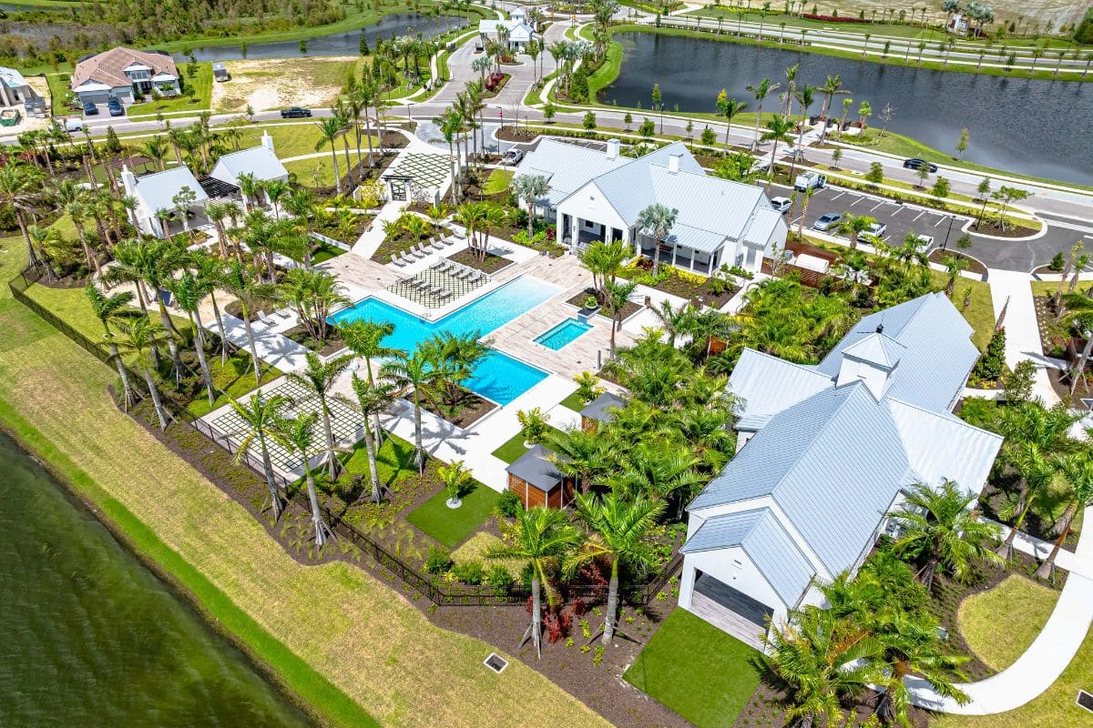 Living in Lakewood Ranch vs Wellen Park: The Real Differences