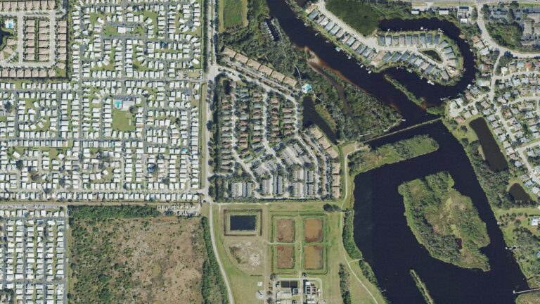 Aerial view of Harborage on Braden River, Bradenton, Florida
