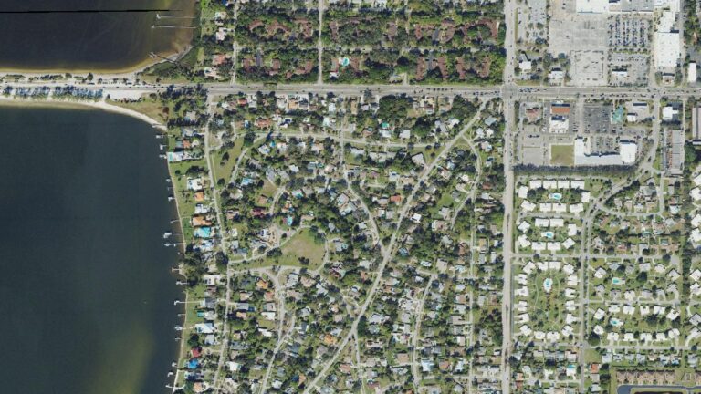Aerial view of Palma Sola Park, Bradenton, Florida