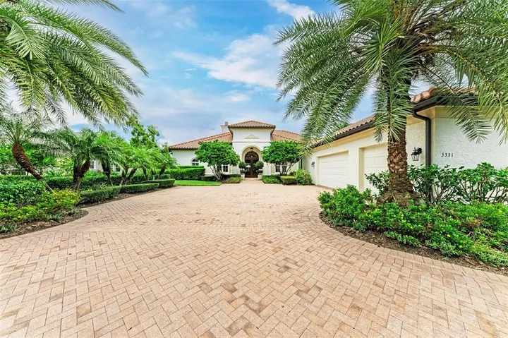 3331 Founders Club Drive, Sarasota, FL: sold by Janelle Mertins