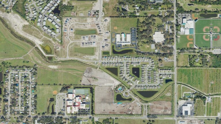 Aerial view of Villages of Glen Creek, Bradenton, Florida