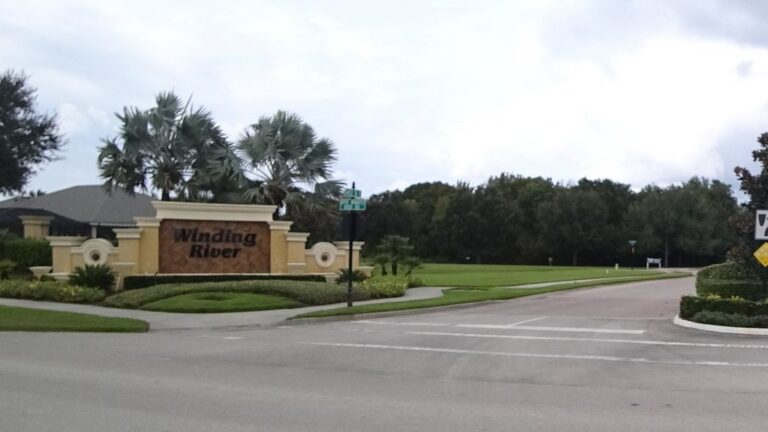 Winding River entrance sign, Bradenton, Florida