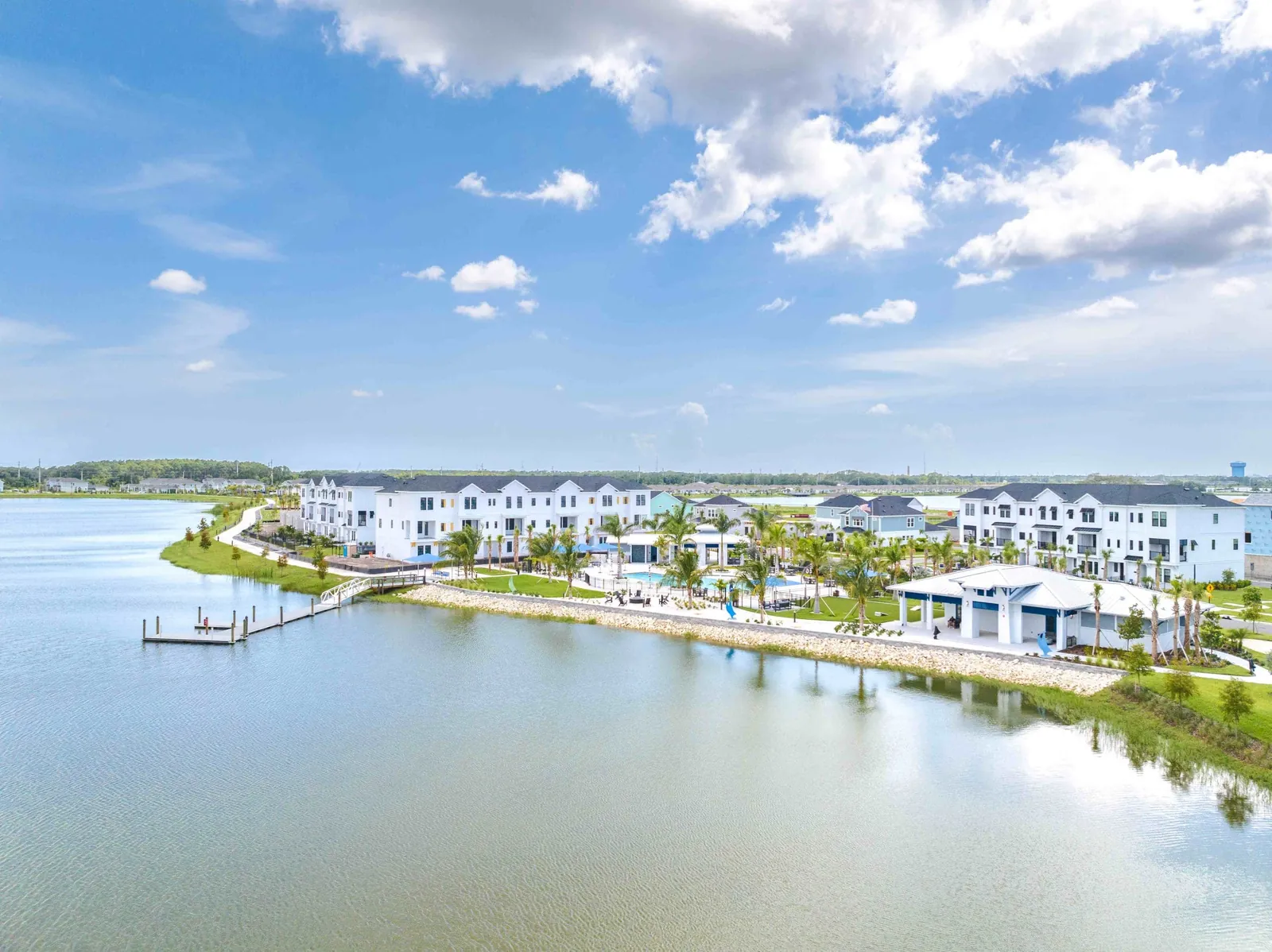 Aerial view of Emerald Landing at Waterside on Kingfisher Lake