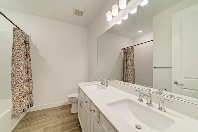 Photos at 16341 Hidden Oak Loop