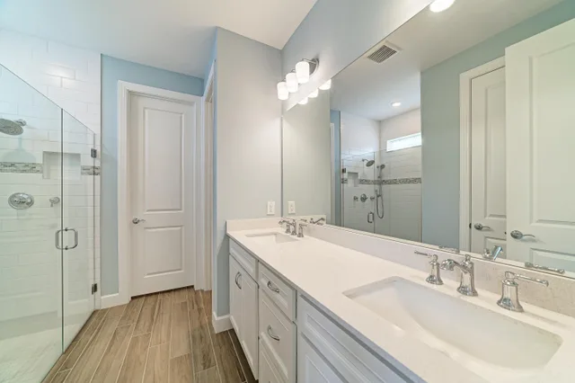 Photos at 16341 Hidden Oak Loop