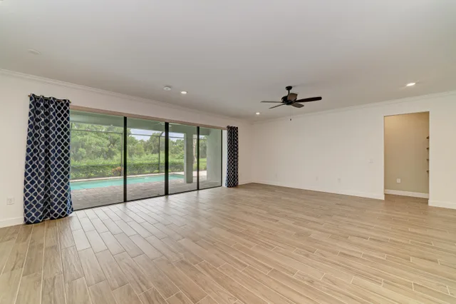 Photos at 16341 Hidden Oak Loop