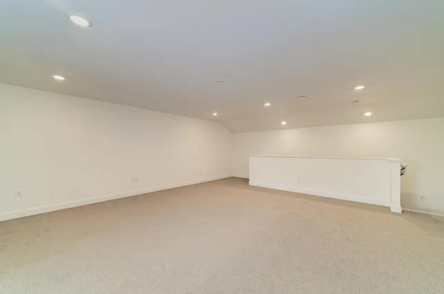 Photos at 16341 Hidden Oak Loop