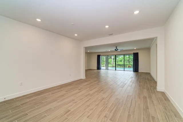 Photos at 16341 Hidden Oak Loop
