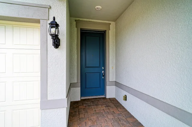 Photos at 16341 Hidden Oak Loop