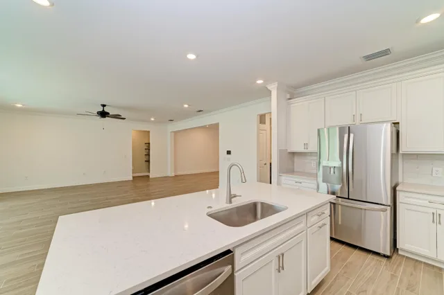 Photos at 16341 Hidden Oak Loop