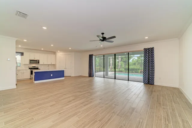 Photos at 16341 Hidden Oak Loop